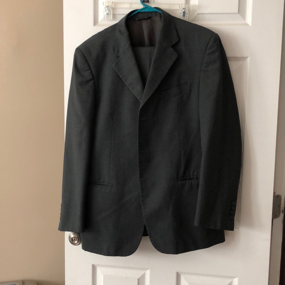 Elegant Charcoal Men's Suit